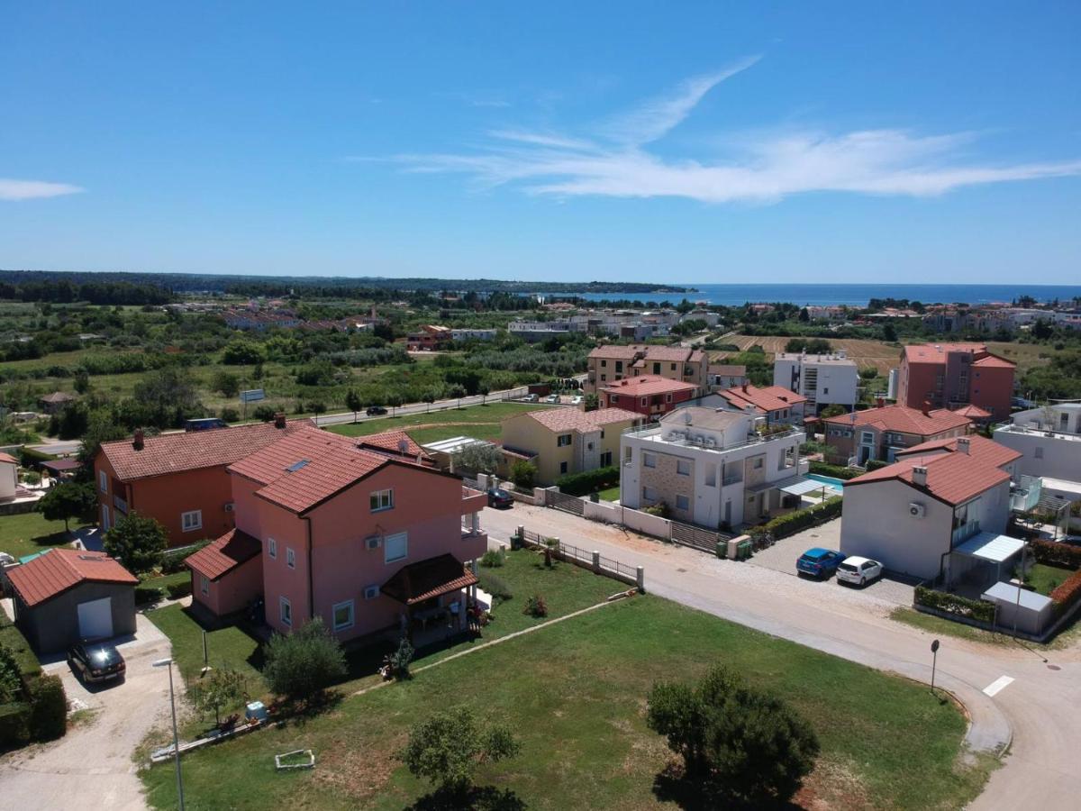 Guest House Gloria Novigrad  Екстер'єр фото