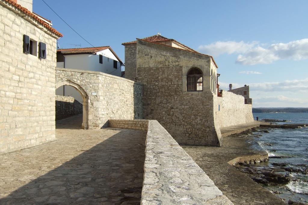 Guest House Gloria Novigrad  Екстер'єр фото