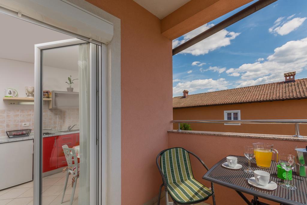 Guest House Gloria Novigrad  Екстер'єр фото